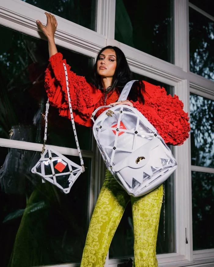 75001 PARIS CROSSOVER CLUTCH W SHOULDER STRAP Bags SPRAYGROUND