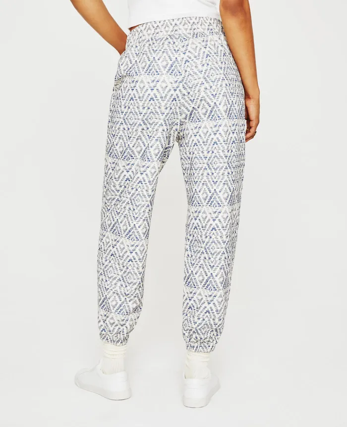 AG Jeans Pants Women Nova Sweatpant DIAMOND CHEVRON BLUE MULTI AG Jeans Pants Women Nova Sweatpant DIAMOND CHEVRON BLUE MULTI