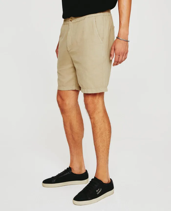 AG Jeans Shorts Men Paxton Short RAVINE BEIGE AG Jeans Shorts Men Paxton Short RAVINE BEIGE