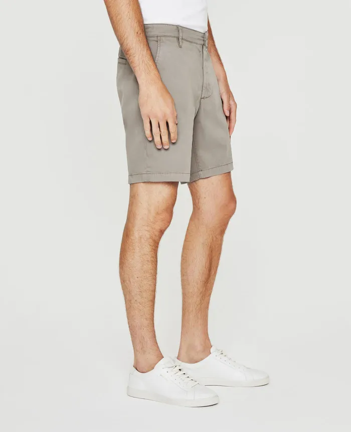 AG Jeans Shorts Men Wanderer Short SULFUR LIGHT STERLING AG Jeans Shorts Men Wanderer Short SULFUR LIGHT STERLING