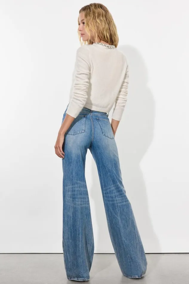 Alice Olivia Dollie Cardigan Ecru Women Sweaters