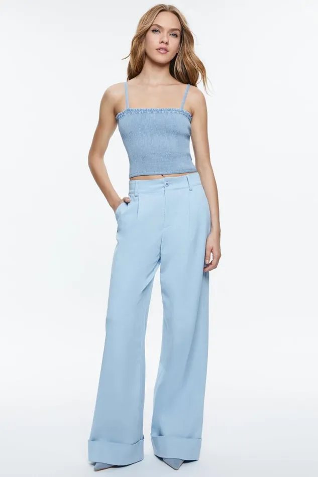 Alice Olivia Penelope Smocked Denim Top Leona Light Blue Women Tops