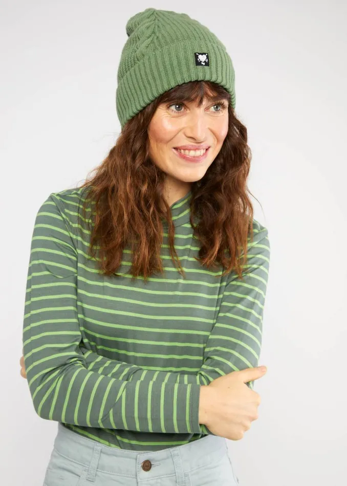 Blutsgeschwister Knitted Hat Lady Mary Aran Green Women Other Accessoires