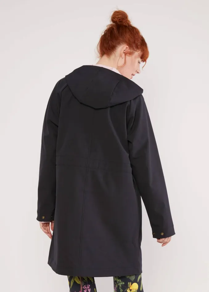 Blutsgeschwister Soft Shell Jacket Softfriese Black Women Jackets and Coats