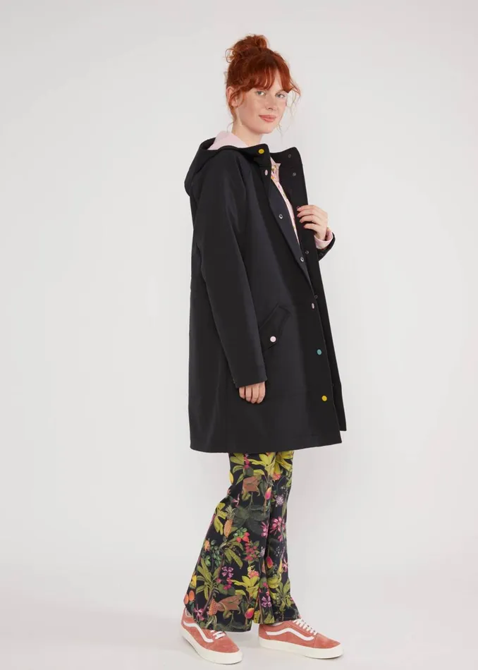 Blutsgeschwister Soft Shell Jacket Softfriese Black Women Jackets and Coats