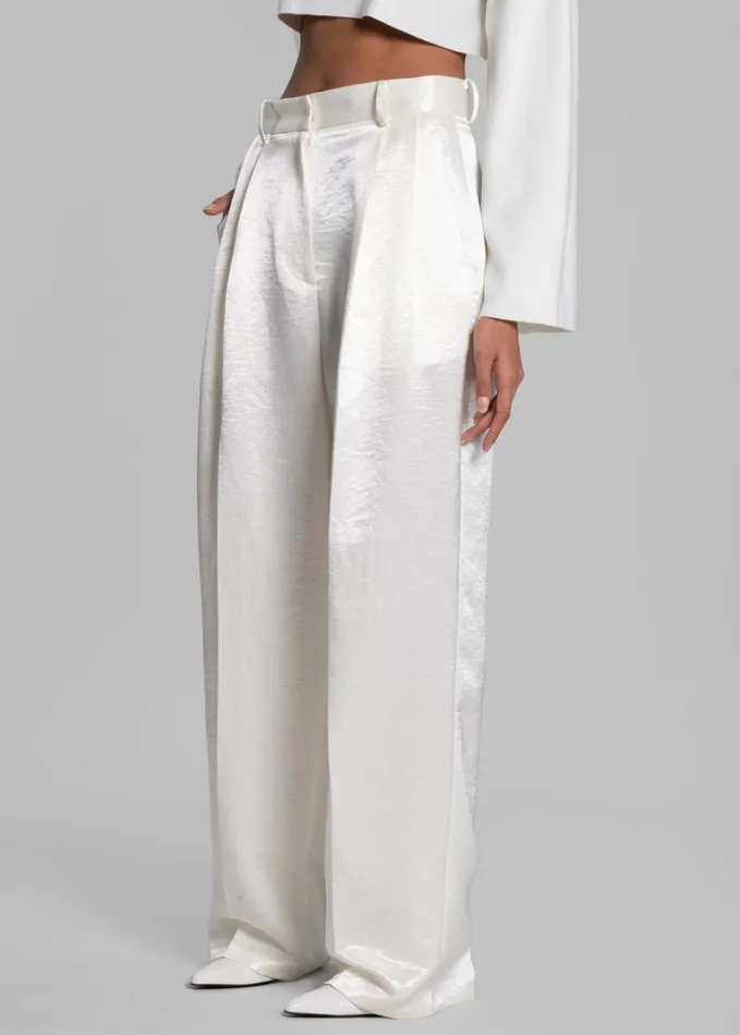 Clothing Women The Frankie Shop Elvira Pleated Trousers 8211 Ivory