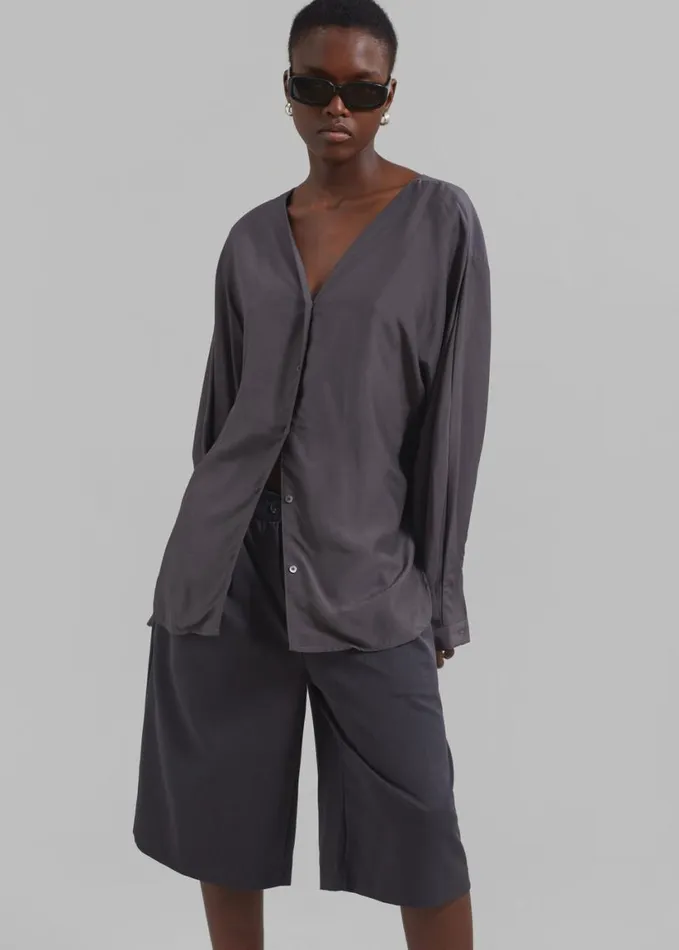 Clothing Women The Frankie Shop Finley Blouse 8211 Charcoal