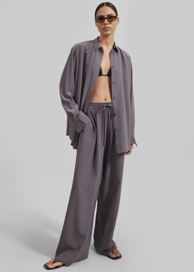 Clothing Women The Frankie Shop Matteau Long Sleeve Silk Shirt 8211 Slate