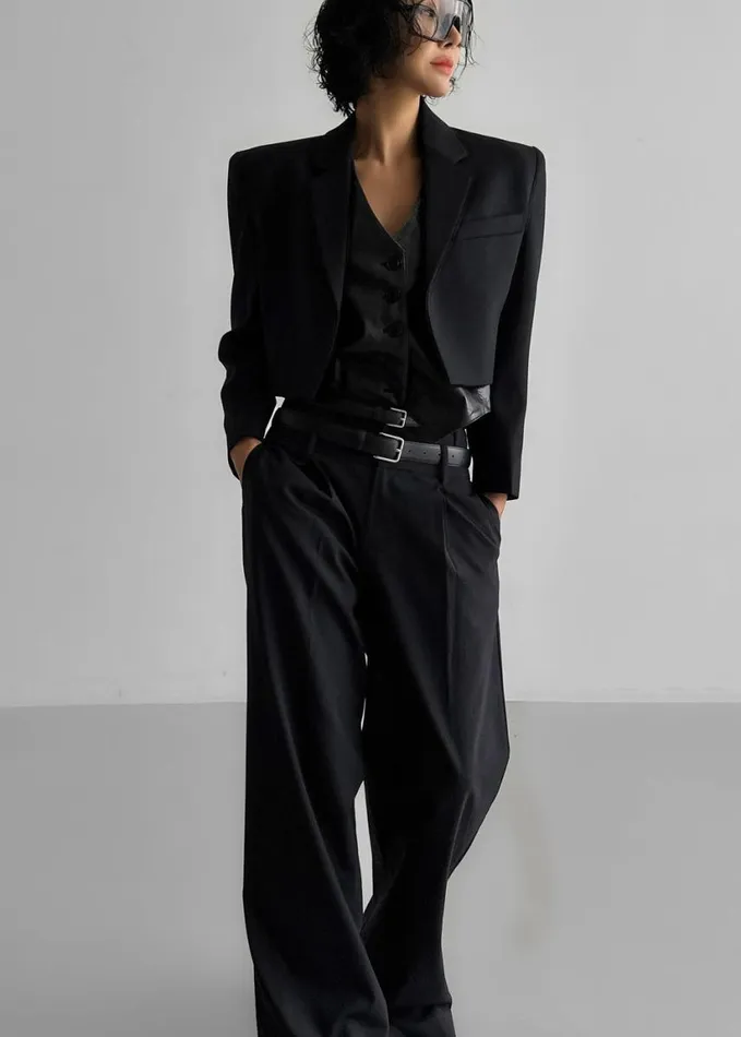 Clothing Women The Frankie Shop Olwen Pintuck Trousers 8211 Black
