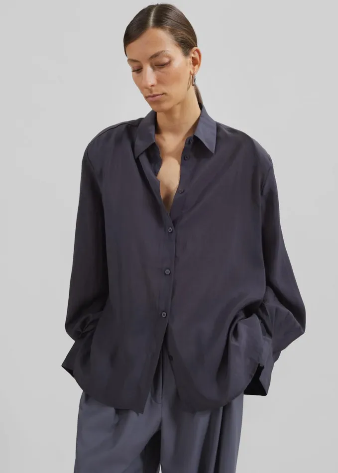 Clothing Women The Frankie Shop Zoula Padded Shirt 8211 Charcoal