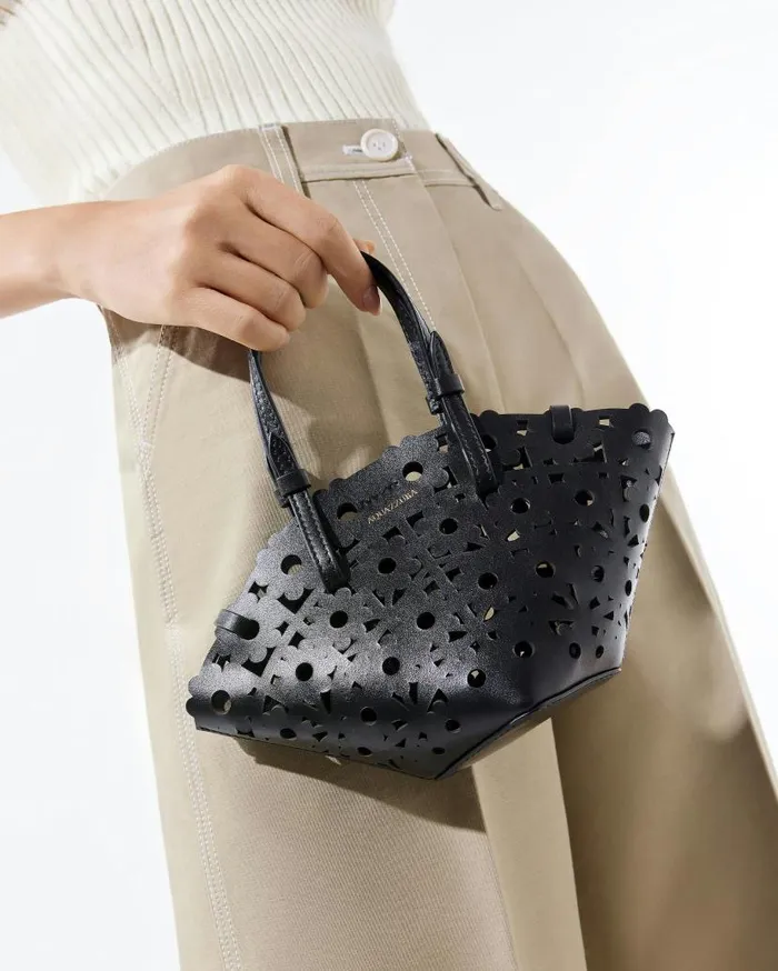 Daisy Mini Tote Black Women Aquazzura Mini Bags Daisy Mini Tote Black Women Aquazzura Mini Bags