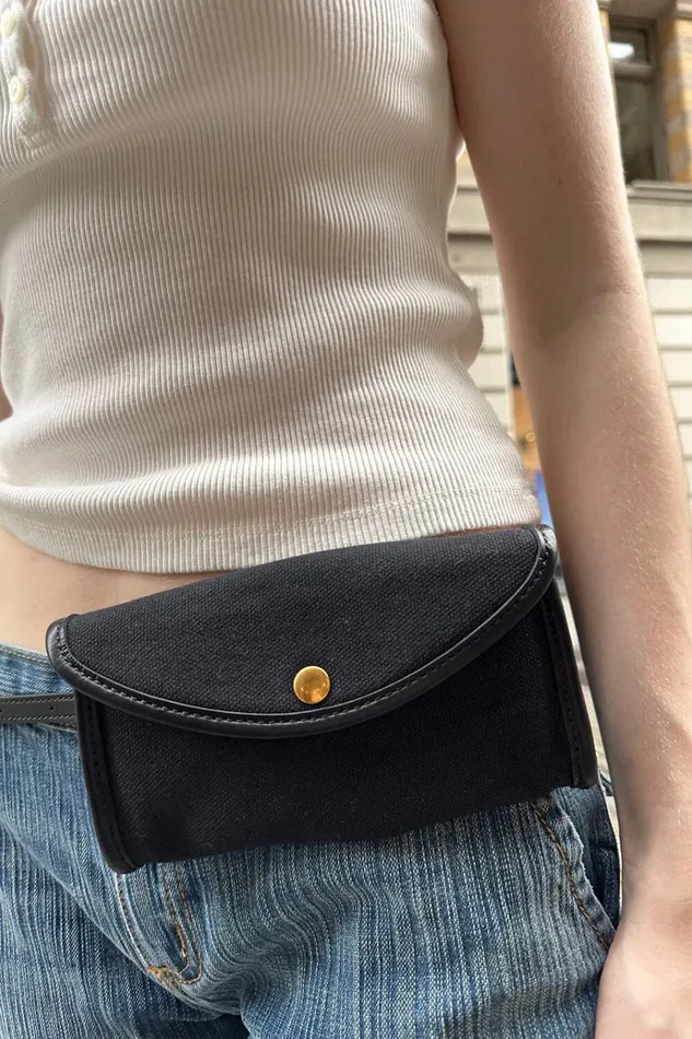 Fanny Pack Black Women Brandy Melville Bags and Backpacks