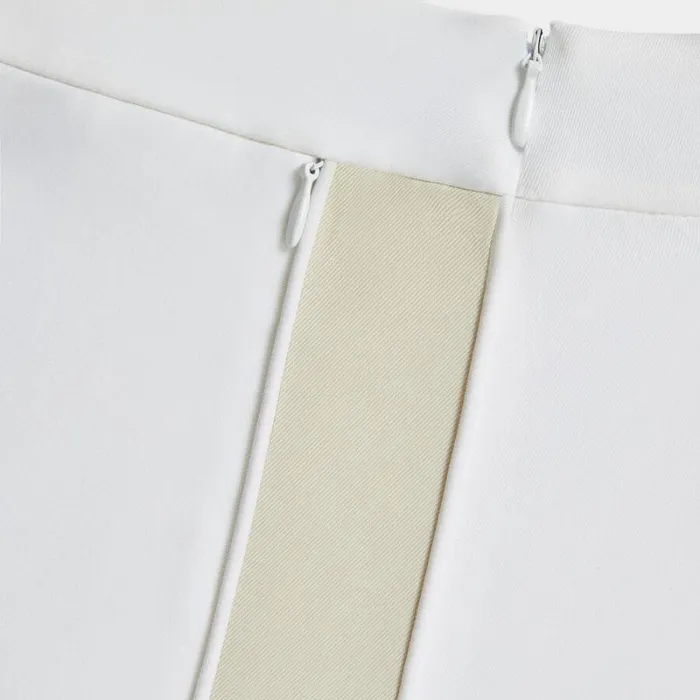 GFORE SIDE PANEL 4WAY STRETCH TWILL SKORT Snow Women Skorts and Dresses