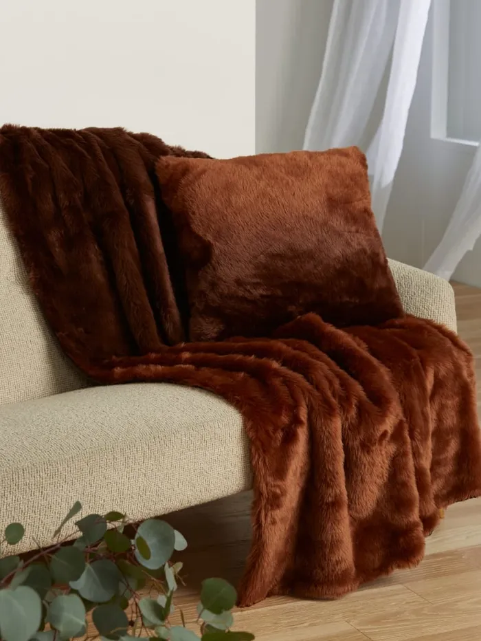 GUESS Home FauxFur Pillow Brown 8211 Women