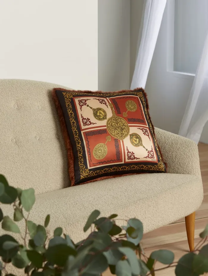 GUESS Home FauxFur Pillow Brown 8211 Women