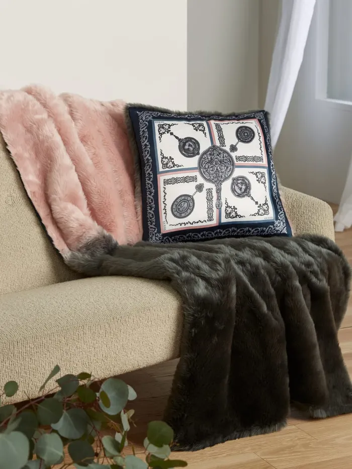 GUESS Home FauxFur Pillow Brown 8211 Women