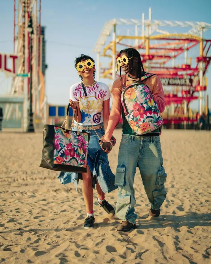 HUMMINGBIRD SHARK PRECISION TOTE Bags SPRAYGROUND