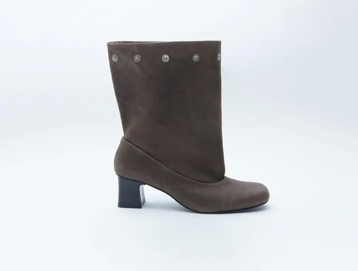 Jolie Snaps Brown Women Paloma Wool Boots