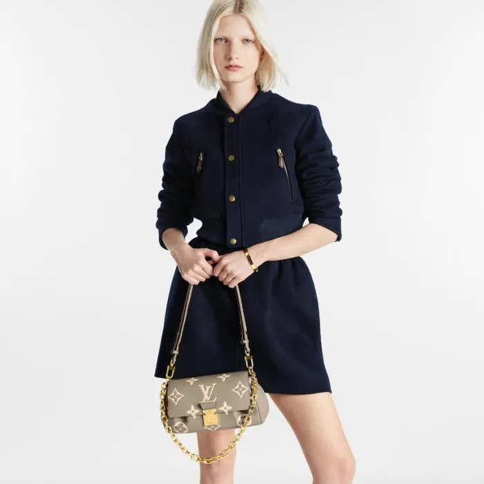Louis Vuitton Pochette Metis Bag Louis Vuitton M45836 Favorite Tourterelle Crme 8211 Louis Vuitton Handbag Store 8211 Women