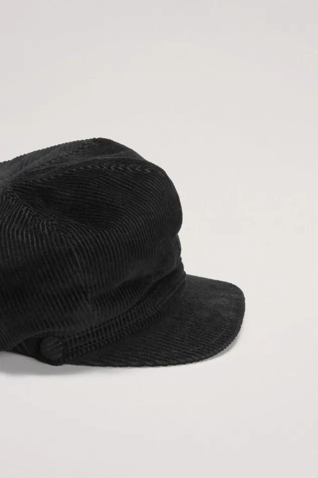 Luisa Spagnoli Hats And Gloves Rotterdam 8211 Newsboy Cap With Visor Black 8211 Women Luisa Spagnoli Hats And Gloves Rotterdam 8211 Newsboy Cap With Visor Black 8211 Women