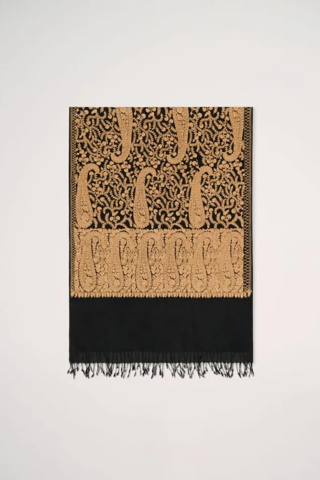 Luisa Spagnoli Scarves And Foulards Radicchio 8211 Jacquard Stole Design Black 8211 Women Luisa Spagnoli Scarves And Foulards Radicchio 8211 Jacquard Stole Design Black 8211 Women