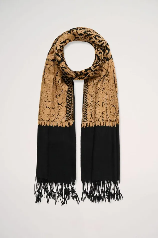 Luisa Spagnoli Scarves And Foulards Radicchio 8211 Jacquard Stole Design Black 8211 Women Luisa Spagnoli Scarves And Foulards Radicchio 8211 Jacquard Stole Design Black 8211 Women