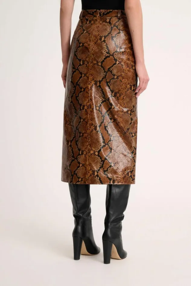 Luisa Spagnoli Skirts And Shorts Francia 8211 Leather Skirt 8211 Fashion Show 8211 Women Luisa Spagnoli Skirts And Shorts Francia 8211 Leather Skirt 8211 Fashion Show 8211 Women