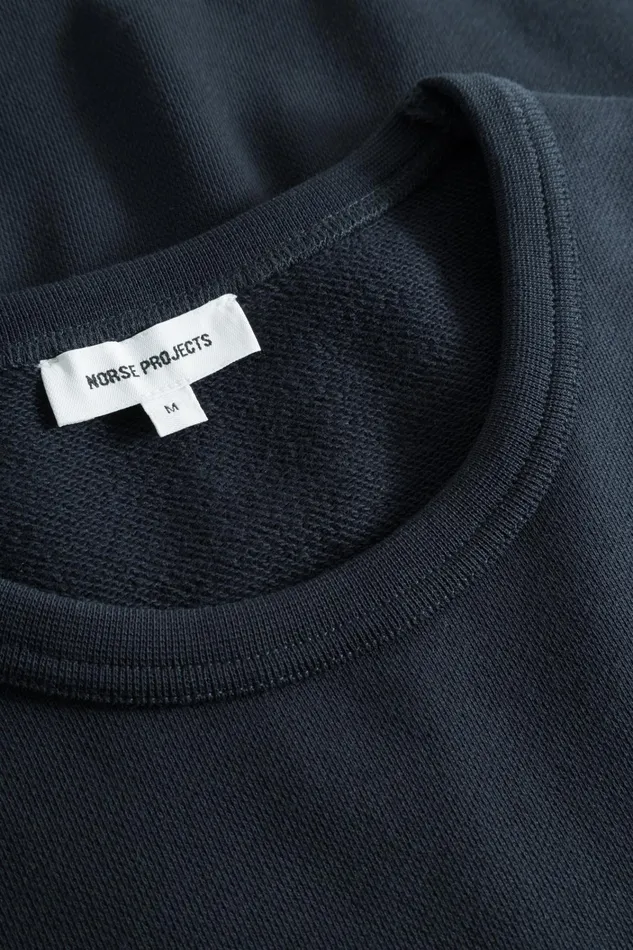 Men Arne Relaxed Organic Chain Stitch Logo Sweatshirt Dark Navy Norse Projects Sweatshirts