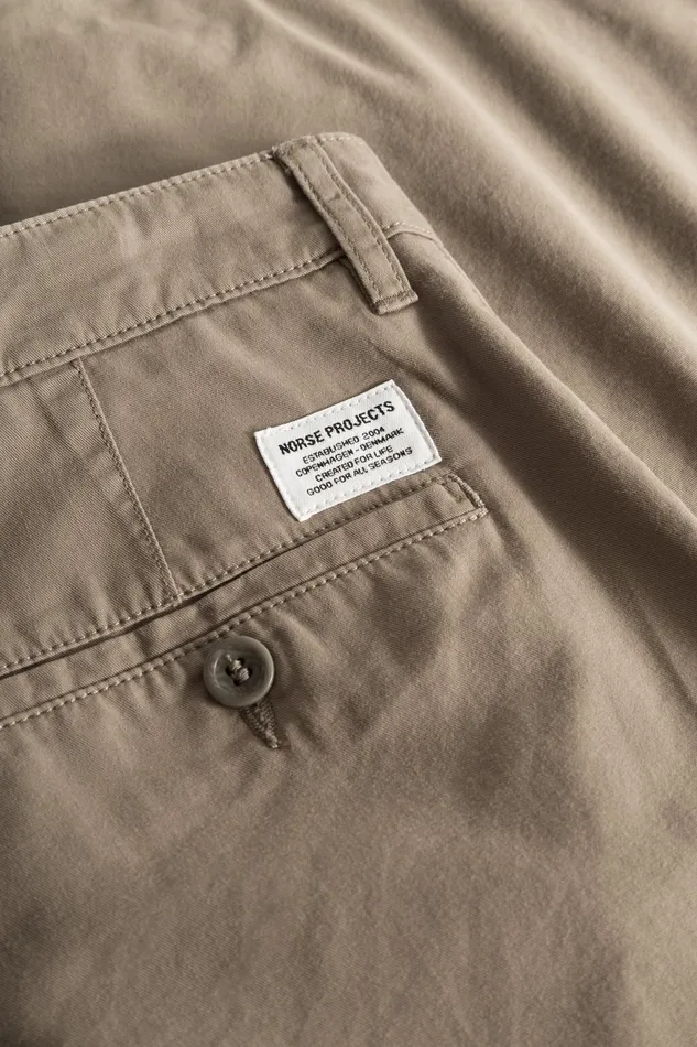 Men Aros Regular Light Shorts Sediment Green Norse Projects Shorts