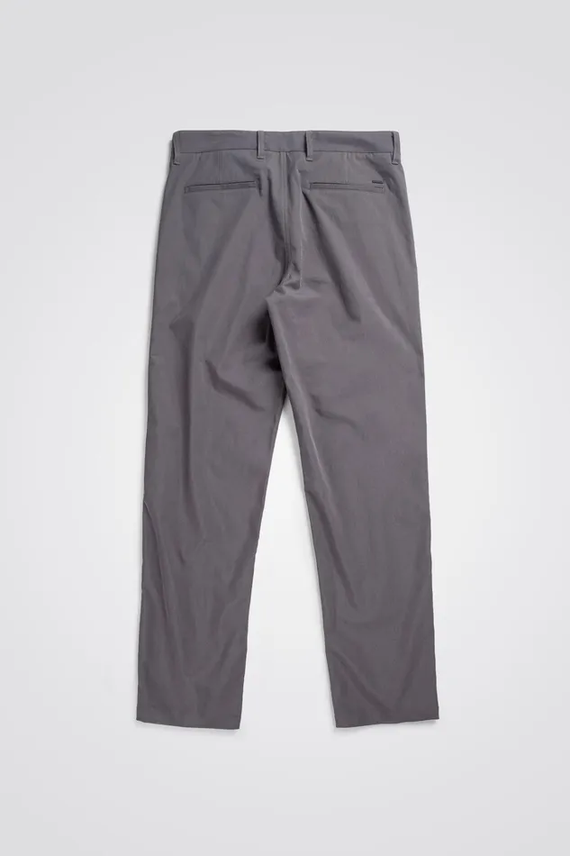Men Aros Solotex Chino Battleship Grey Norse Projects Trousers