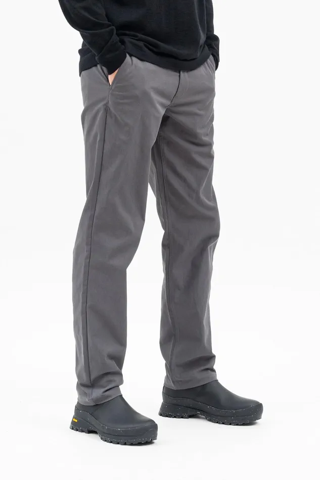 Men Aros Solotex Chino Battleship Grey Norse Projects Trousers