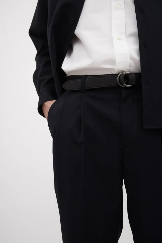 Men Benn Relaxed Light Wool Pleated Trouser Dark Navy Norse Projects Trousers