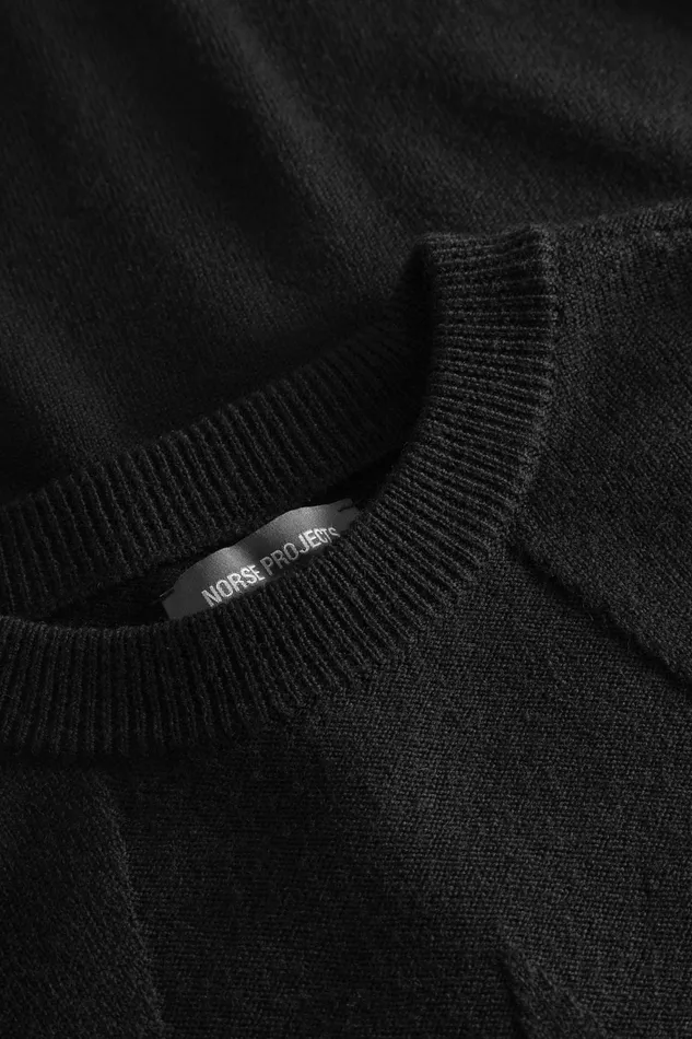 Men Hybrid Merino Monogram Black Norse Projects Knitwear
