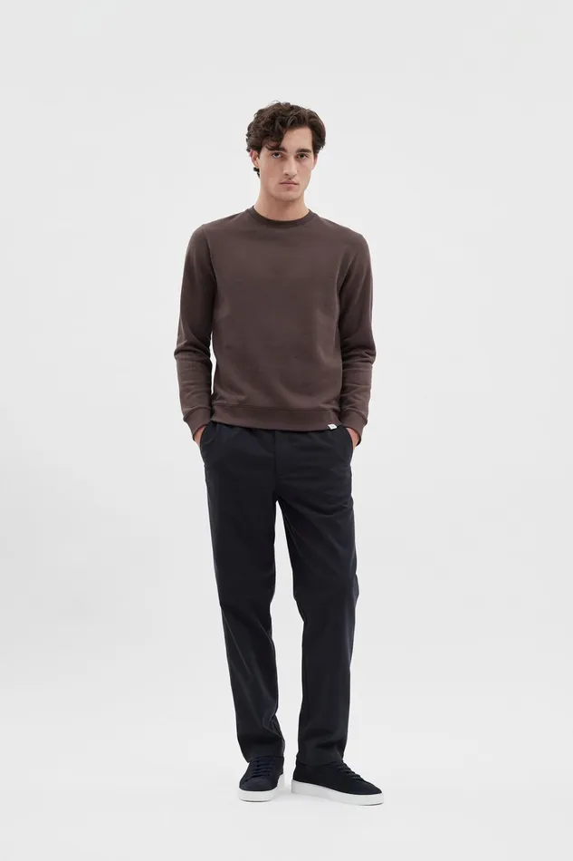 Men Vagn Classic Crew Heathland Brown Norse Projects Sweatshirts