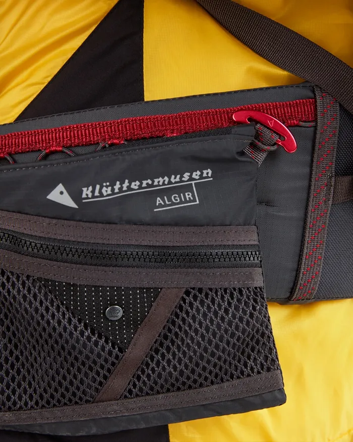 MenWomen Algir Small Accessory Bag Raven Klttermusen Gear Bags and Organisers