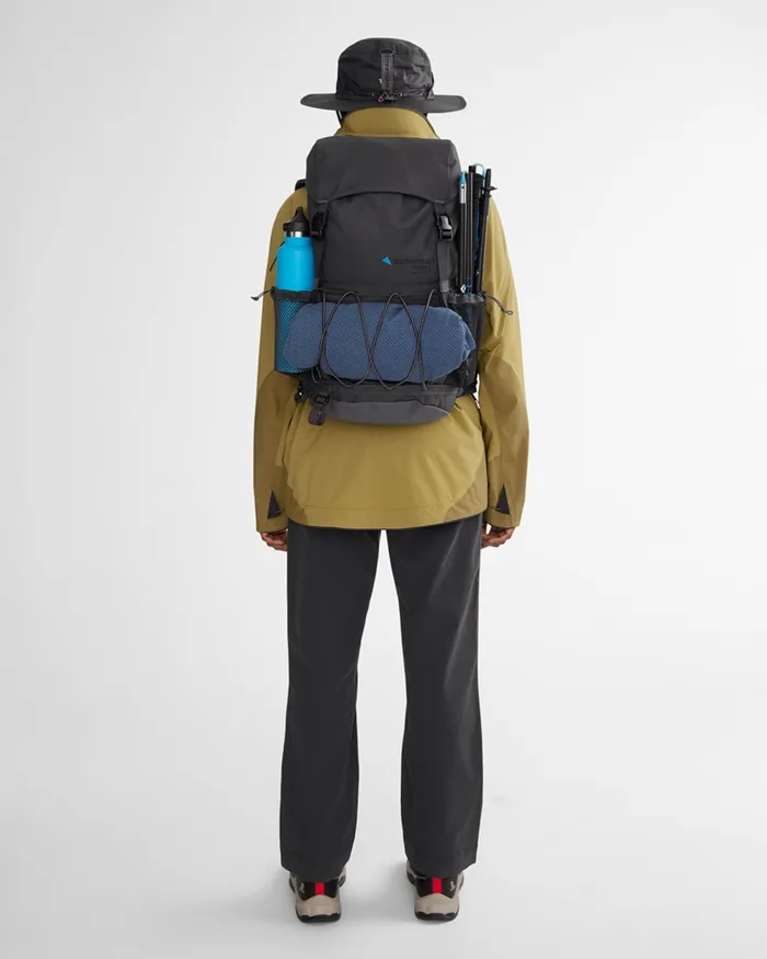 MenWomen Delling 25L Compact Hiking Backpack Raven Klttermusen SingleDay Backpacks 1832l MenWomen Delling 25L Compact Hiking Backpack Raven Klttermusen SingleDay Backpacks 1832l