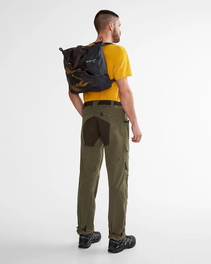 MenWomen Urur Gear Tote Bag 23L Raven Klttermusen Tote Bags