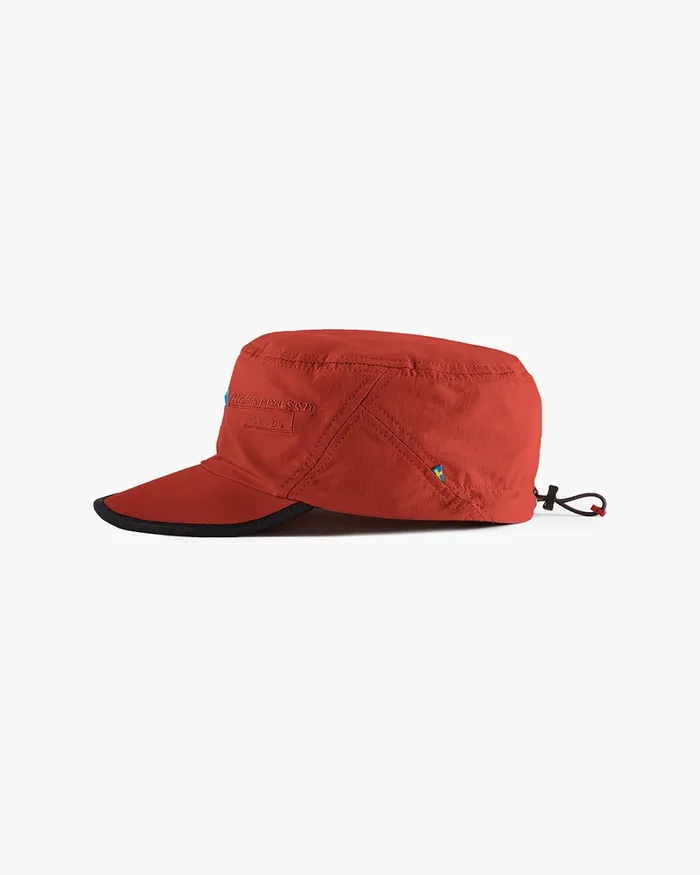 MenWomen Vanadis Light WindStretch Cap Rose Red Klttermusen Hats and Caps