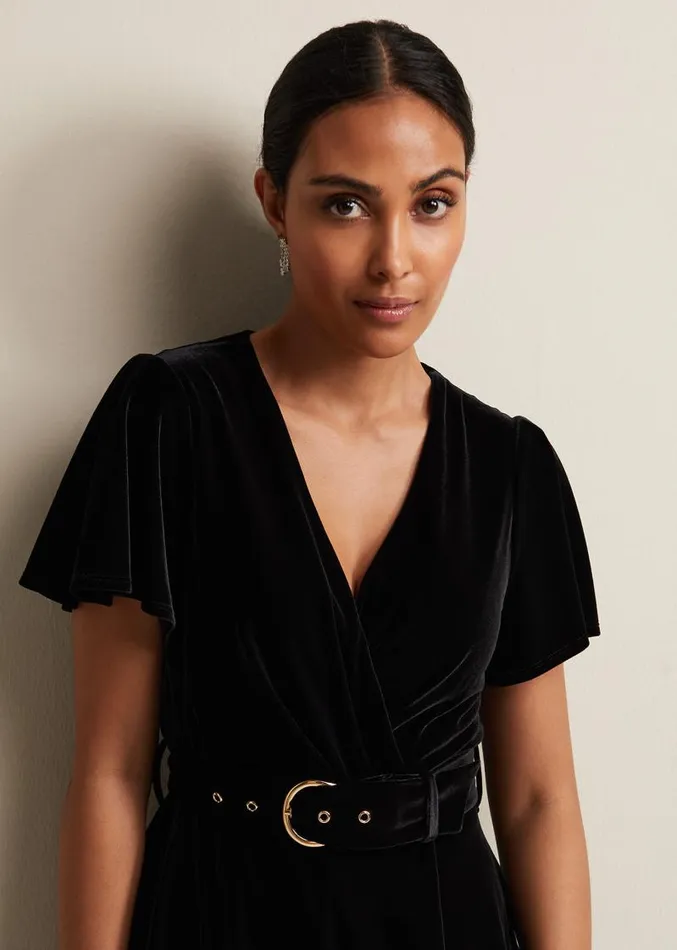 Petite Holly Black Velvet Jumpsuit Black Women Phase Eight Dresses