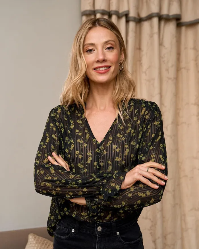 Polin Et Moi Blouse Flowers Alaide Black Women Blouses And Shirts Polin Et Moi Blouse Flowers Alaide Black Women Blouses And Shirts