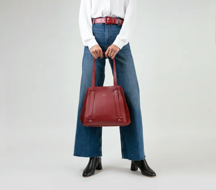 Repetto Womens Shoulder Bags Double Vie Bag Carmine Red Cheap On Sale