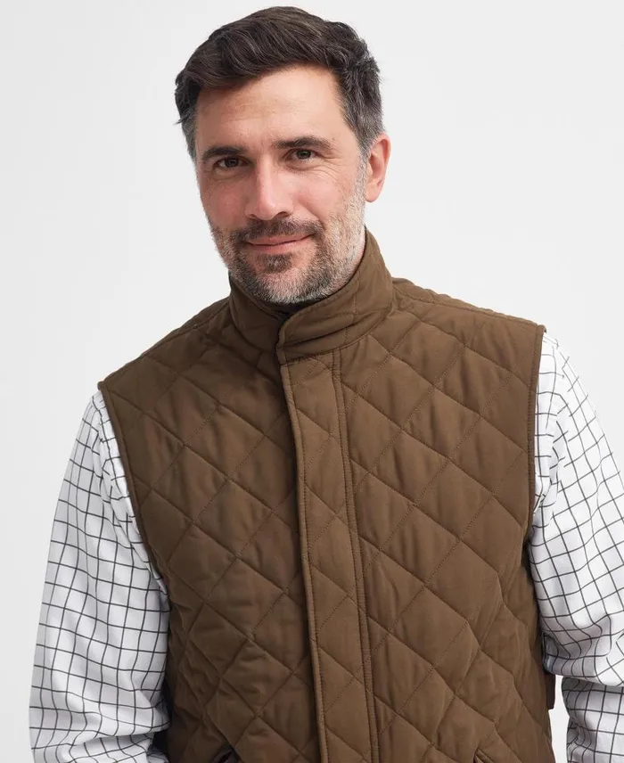 Shoveler Gilet Dk Olive Men Barbour Gilets and Liners