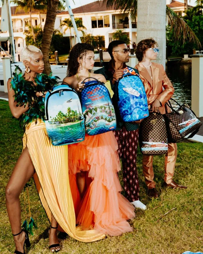 THE 305 SPEEDBOAT GETAWAY PYRAMID DUFFLE Bags SPRAYGROUND