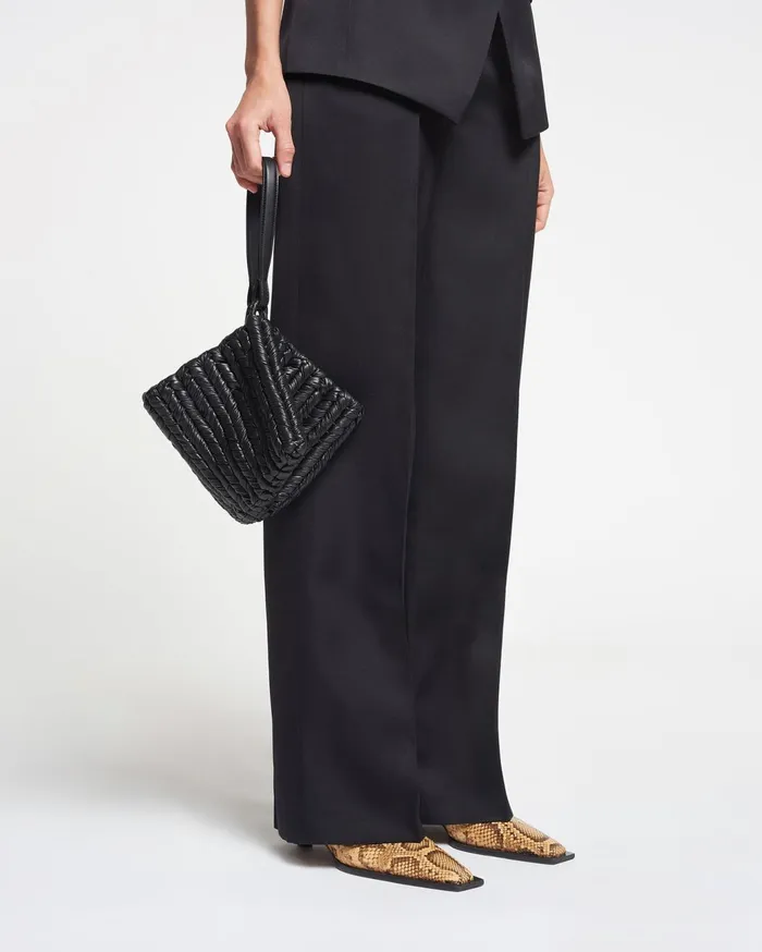 The Square Bag Knitted Leather Tote Bag Black WomenMen Nanushka Bags