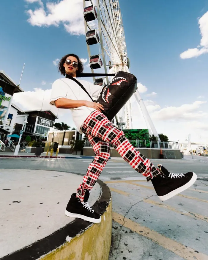 TRIPLE DECKER HEIR TO THE THRONE DUFFLE Bags SPRAYGROUND