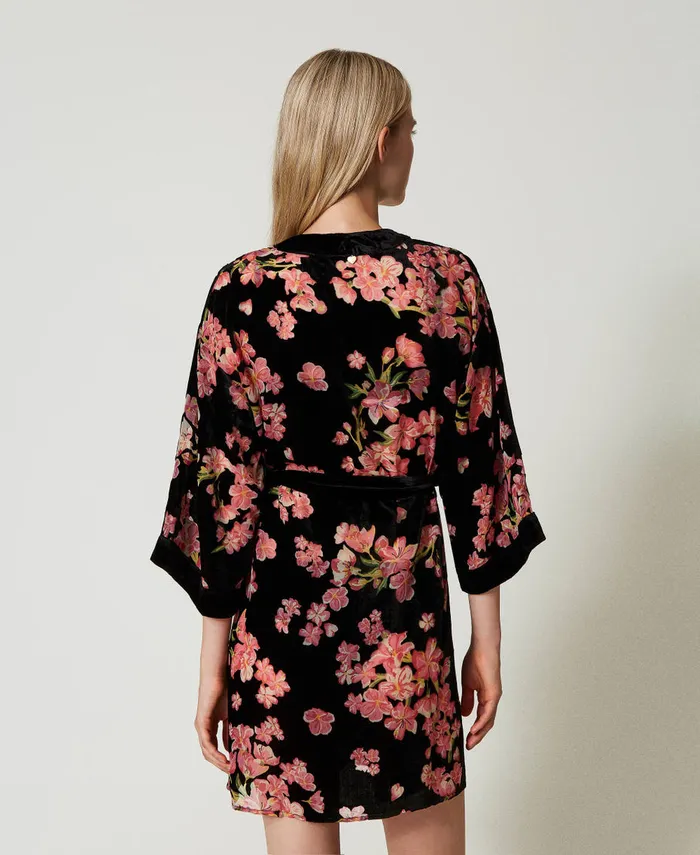 Twinset Floral Dvor Velvet Dressing Gown Multicolour Blooming Women Underwear And Nightwear Twinset Floral Dvor Velvet Dressing Gown Multicolour Blooming Women Underwear And Nightwear