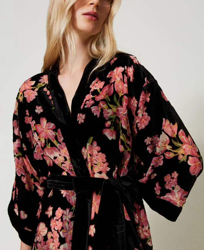 Twinset Floral Dvor Velvet Dressing Gown Multicolour Blooming Women Underwear And Nightwear Twinset Floral Dvor Velvet Dressing Gown Multicolour Blooming Women Underwear And Nightwear