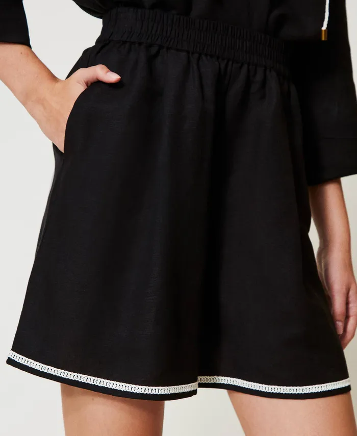 Twinset Linen Blend Shorts With Embroidery Bicolour Black Motherofpearl White Women Suits And Sets Twinset Linen Blend Shorts With Embroidery Bicolour Black Motherofpearl White Women Suits And Sets