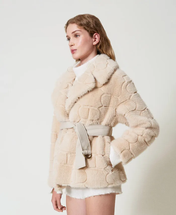 Twinset Short Faux Fur Coat With Oval T White Cream Women Jackets And Outerwear Twinset Short Faux Fur Coat With Oval T White Cream Women Jackets And Outerwear