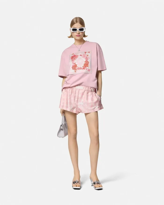 Versace TShirts and Sweatshirts Barocco Sea Oversized TShirt Pinkprint 8211 Women Versace TShirts and Sweatshirts Barocco Sea Oversized TShirt Pinkprint 8211 Women
